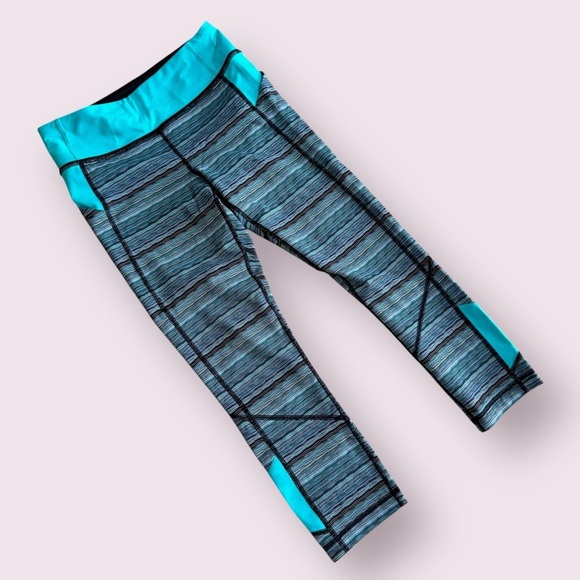 Lululemon Athletica Teal & Gray Patterned Crop Leggings – Size 6 - Picture 1 of 6